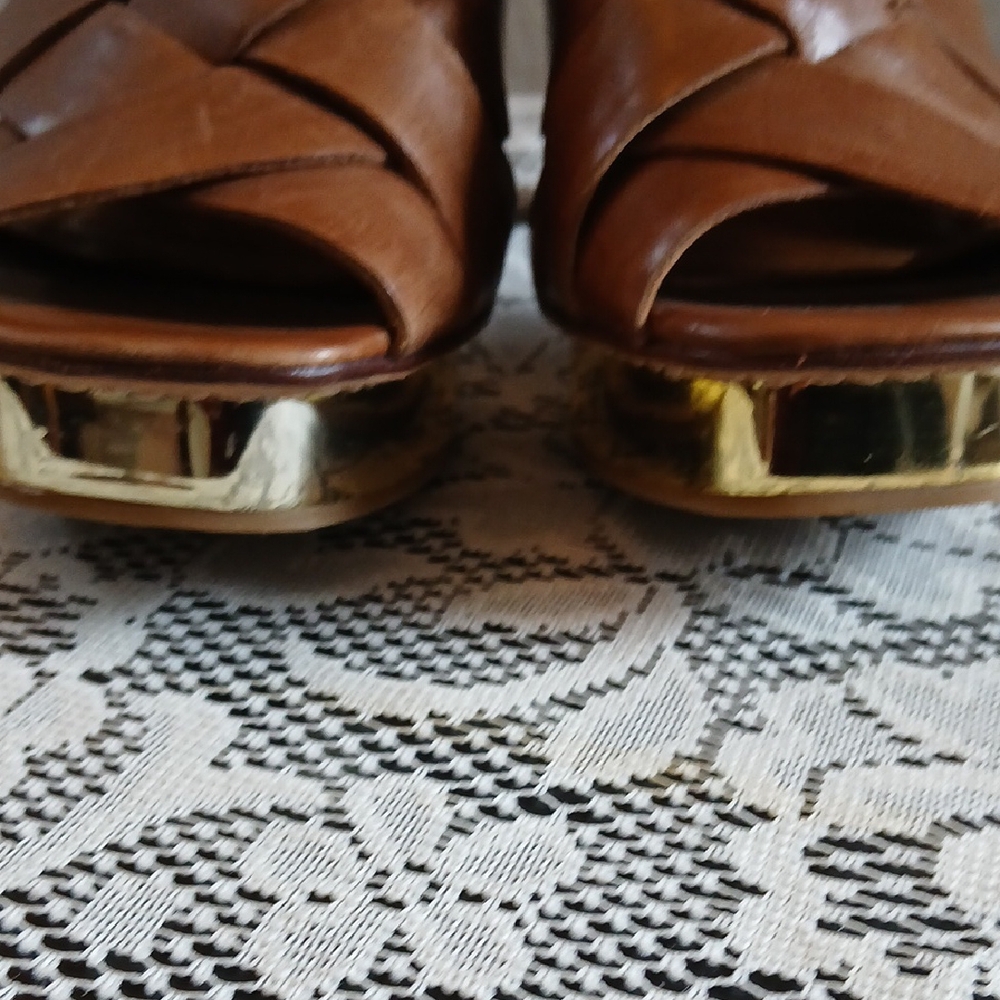 Michael Kors Brown Leather Heels with Woven Design - Picture 6 of 9